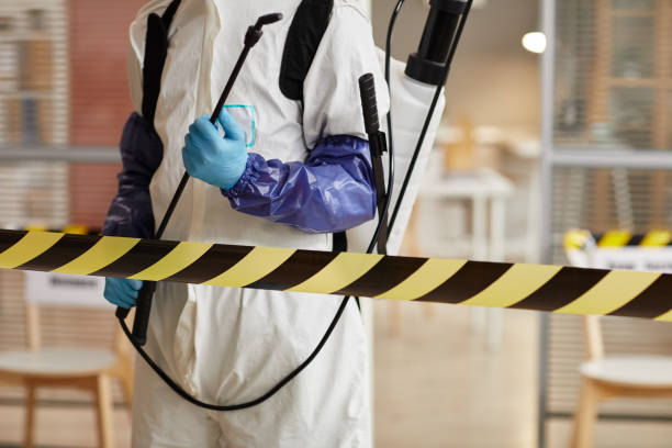 Professional Hoarding Cleanup technician working in Klamath, CA